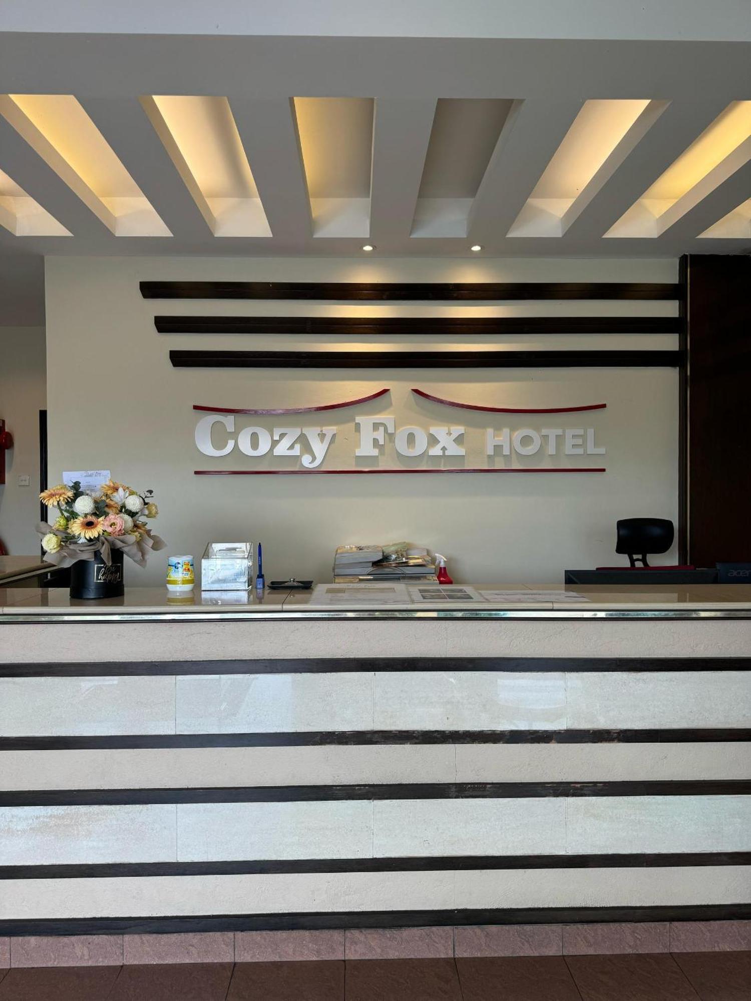 Cozy Fox Hotel Petaling Jaya Exterior photo